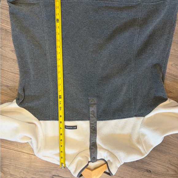 Columbia Women's Two-Tone Fleece Pullover - Picture 6 of 6
